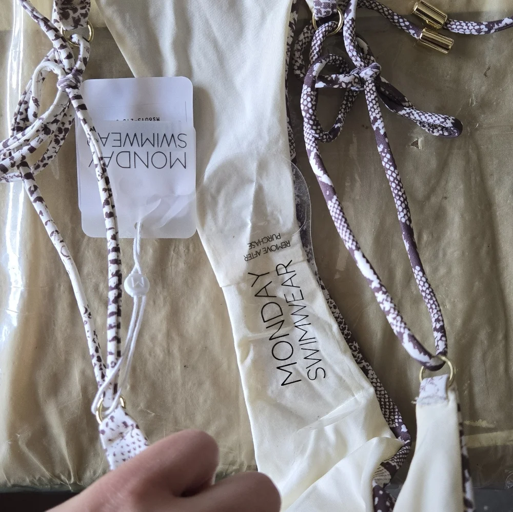 NWT Monday Swimwear Hanalei Tie Bottoms In Silver Snake Print